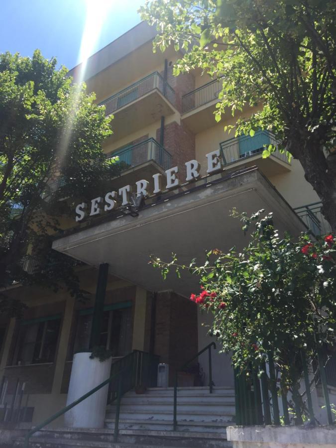 Hotel Sestriere Chianciano Terme Dış mekan fotoğraf
